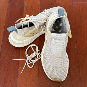 Adidas Arkyn Primeknit Beige Sneakers - Size 6.5